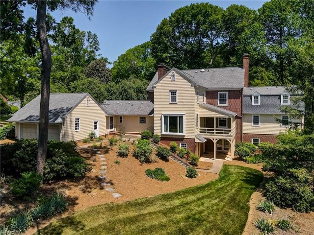 2850 Merry Acres Lane, Winston-salem, NC 27106