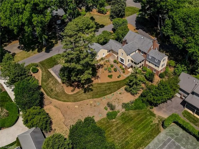 2850 Merry Acres Lane, Winston-salem, NC 27106