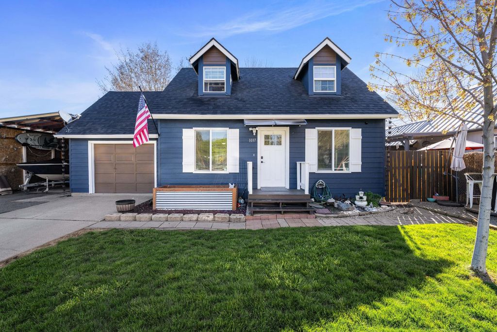 1037 Vista Drive, Grants Pass, OR 97527