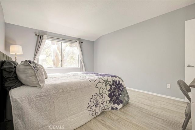 27620 Susan Beth way L, Saugus, CA 91350