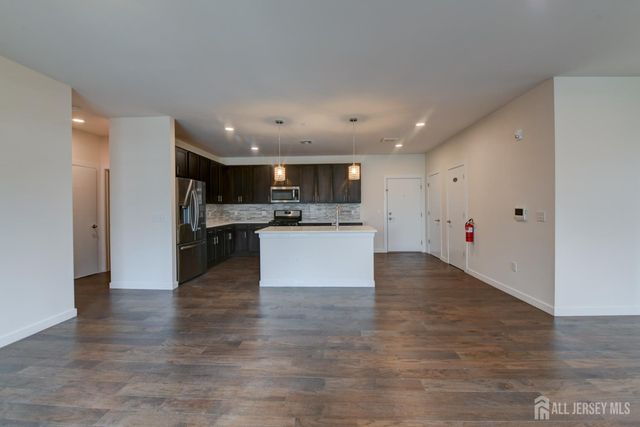 722 Lorhan Drive, Piscataway, NJ 08854