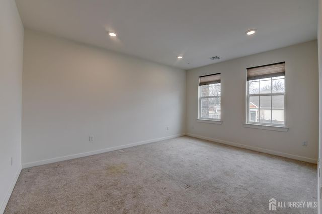 722 Lorhan Drive, Piscataway, NJ 08854