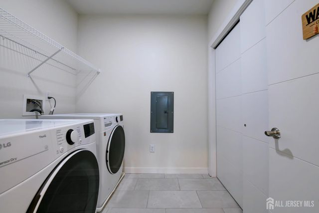 722 Lorhan Drive, Piscataway, NJ 08854