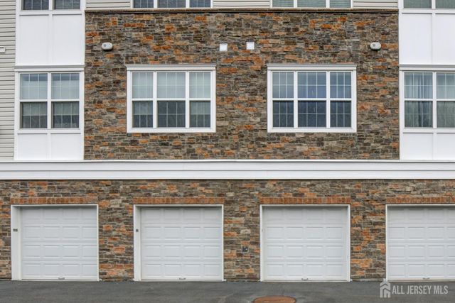 722 Lorhan Drive, Piscataway, NJ 08854