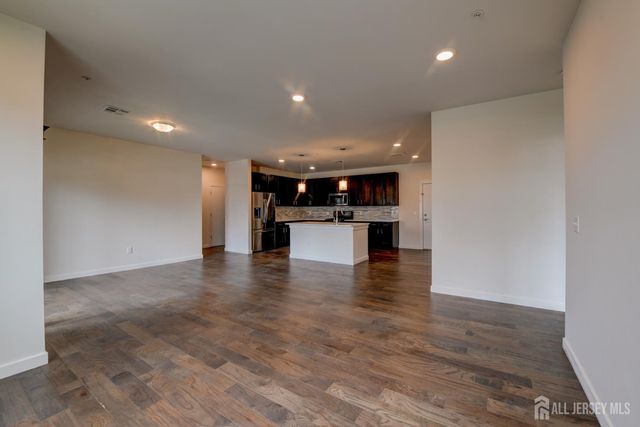 722 Lorhan Drive, Piscataway, NJ 08854