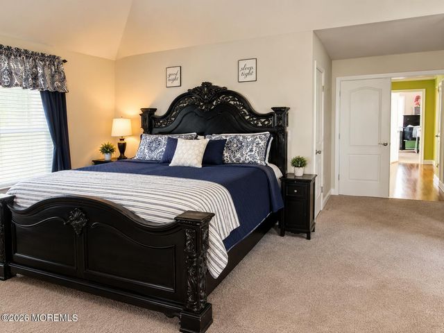 12 Jamie Court, Barnegat, NJ 08005