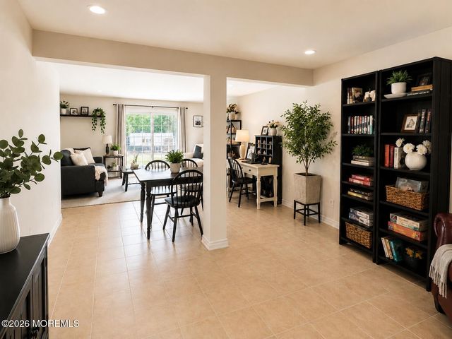 12 Jamie Court, Barnegat, NJ 08005