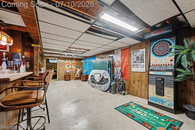4771 Hatchery Road, Waterford Charter Township, MI 48329