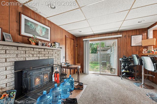 4771 Hatchery Road, Waterford Charter Township, MI 48329