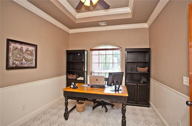 1051 Hunters Pointe, Bentonville, AR 72713