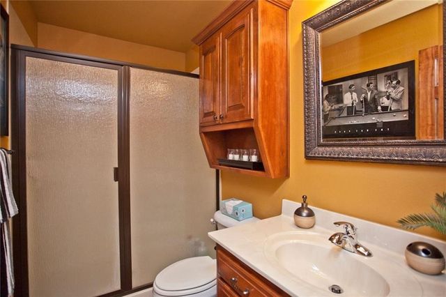 1051 Hunters Pointe, Bentonville, AR 72713