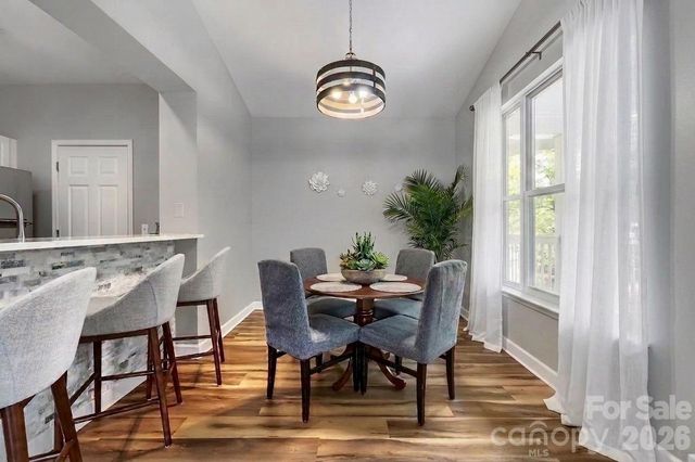 706 Northeast Drive 3, Davidson, NC 28036
