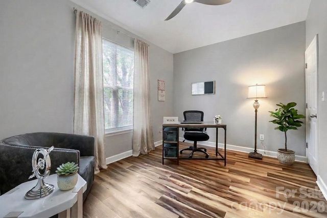 706 Northeast Drive 3, Davidson, NC 28036