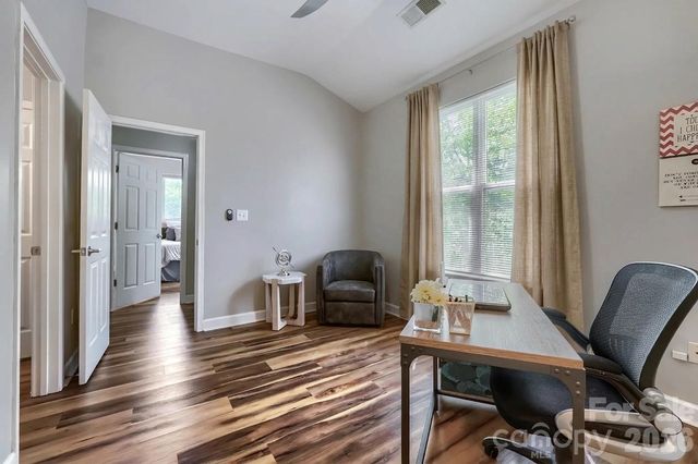 706 Northeast Drive 3, Davidson, NC 28036