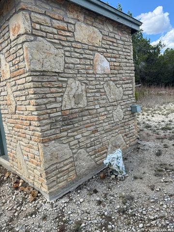 450 Hancock, Canyon Lake, TX 78133