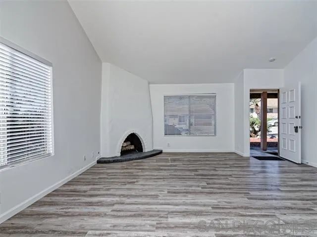 1990 Golden Circle, Escondido, CA 92026