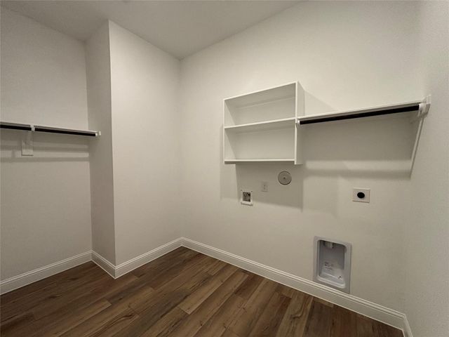 31511 Meadow Run Lane, Fulshear, TX 77423