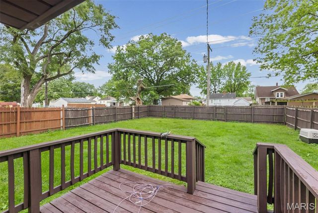 2120 Miracle Avenue, Granite City, IL 62040
