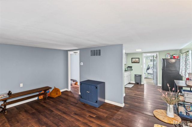 2120 Miracle Avenue, Granite City, IL 62040