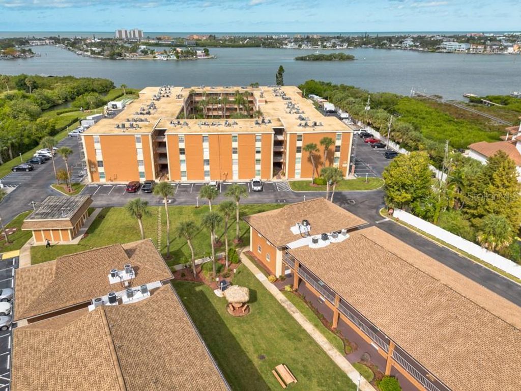 12760 INDIAN ROCKS ROAD 601, Largo, FL 33774