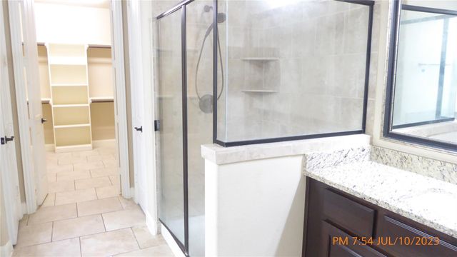 21710 Avalon Queen Drive, Spring, TX 77379