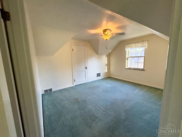 5923 Beacraft Avenue, Cincinnati, OH 45213