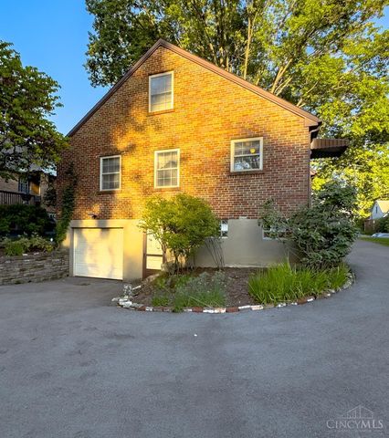 5923 Beacraft Avenue, Cincinnati, OH 45213