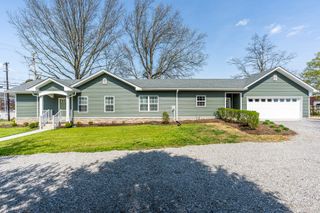 94 E 20th Street, Paris, KY 40361