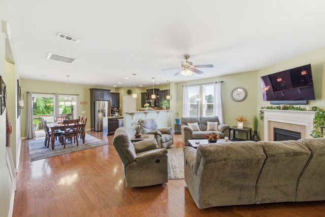 511 Cherry Blossom Way, Lebanon, TN 37087
