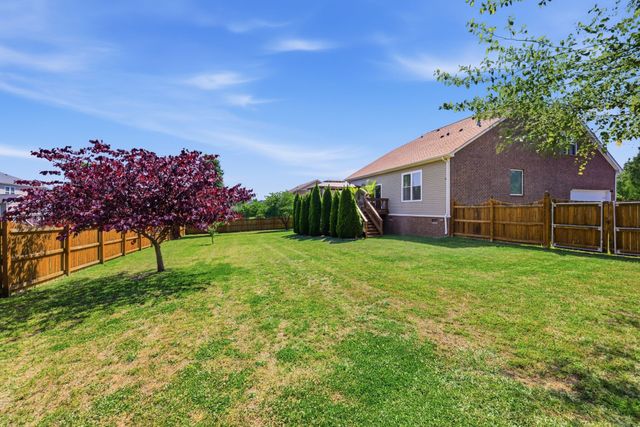 511 Cherry Blossom Way, Lebanon, TN 37087