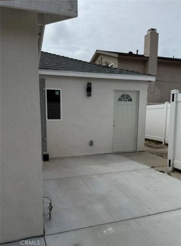 5138 Newcastle, Encino, CA 91316