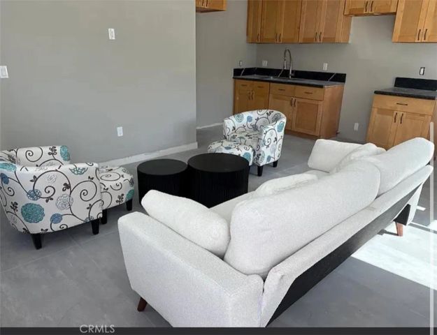 5138 Newcastle, Encino, CA 91316