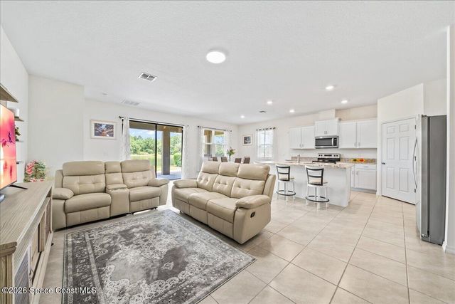 2193 Capital Drive SE, Palm Bay, FL 32909
