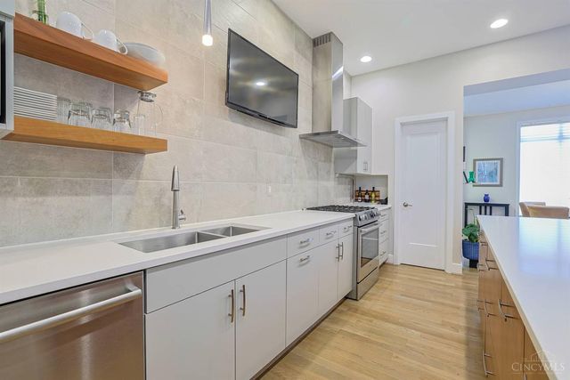 1325 Republic Street, Cincinnati, OH 45202