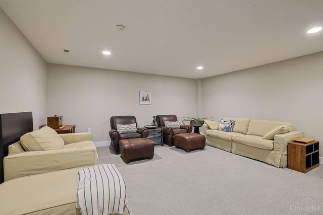 1325 Republic Street, Cincinnati, OH 45202