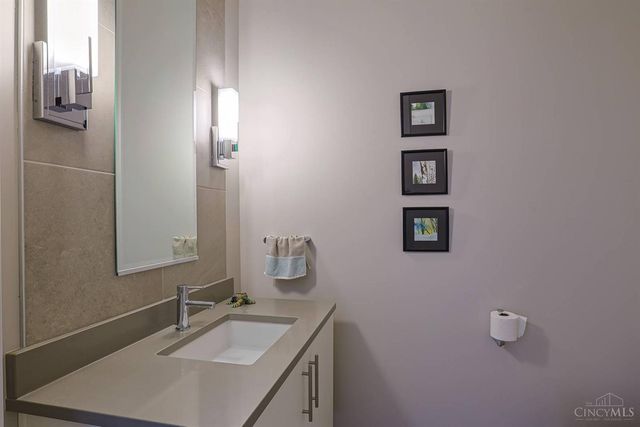 1325 Republic Street, Cincinnati, OH 45202