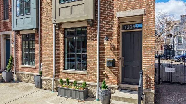 1325 Republic Street, Cincinnati, OH 45202