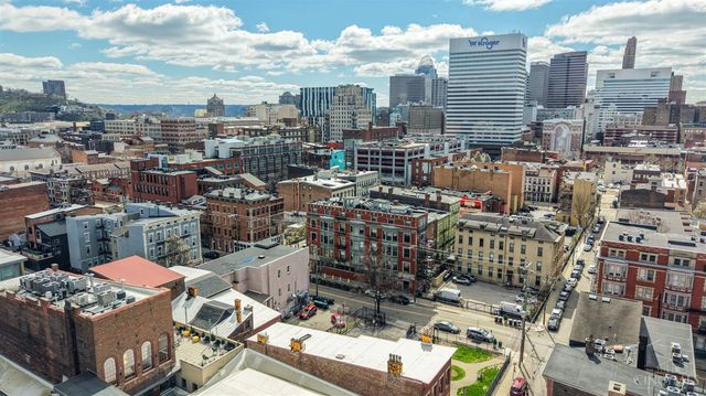 1325 Republic Street, Cincinnati, OH 45202