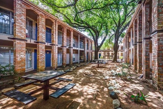 480 W Parker Road 50, Houston, TX 77091
