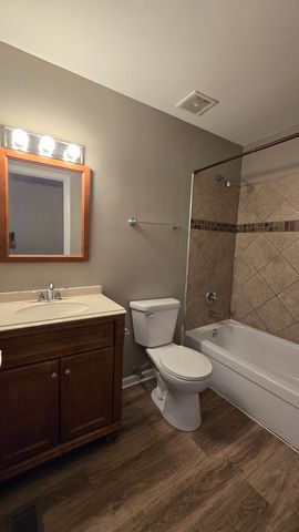 1390 PEBBLEBEACH Drive, Hanover Park, IL 60133