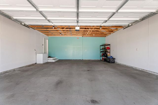 809 24th Avenue NW, Austin, MN 55912