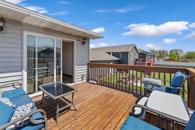 809 24th Avenue NW, Austin, MN 55912