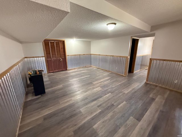13226 County Line Road, Crown Point, IN 46307