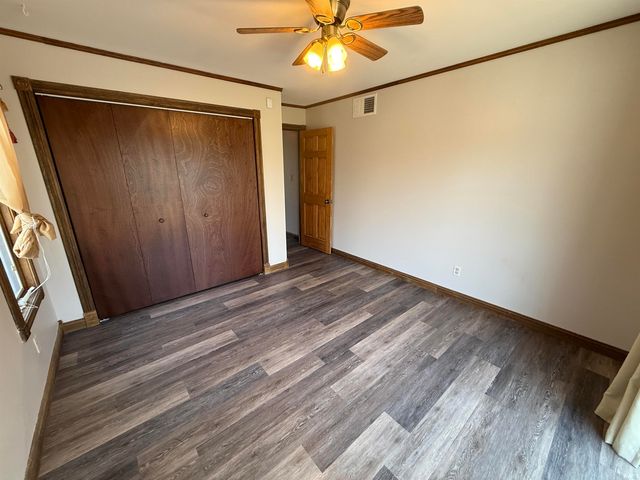 13226 County Line Road, Crown Point, IN 46307
