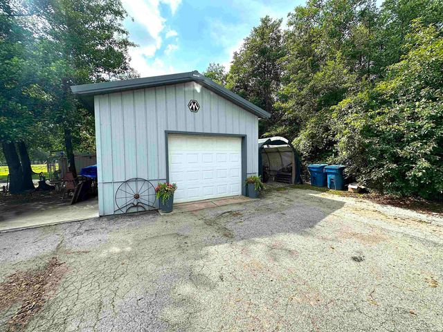13226 County Line Road, Crown Point, IN 46307