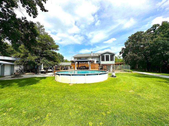 13226 County Line Road, Crown Point, IN 46307