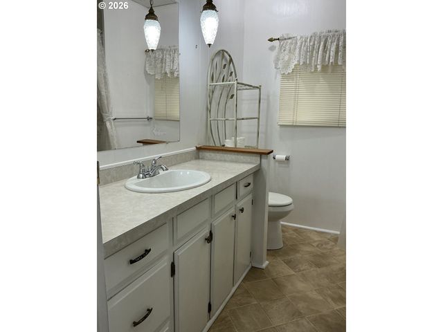 15509 Se MILL PLAIN Blvd 10, Vancouver, WA 98684