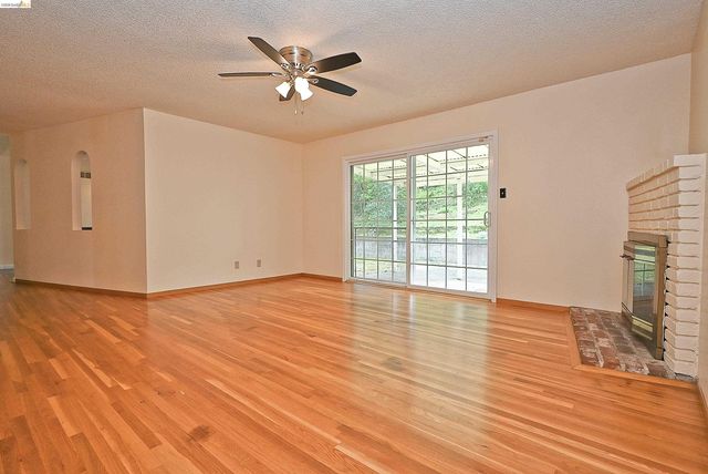 159 Coleridge Dr, Vallejo, CA 94591