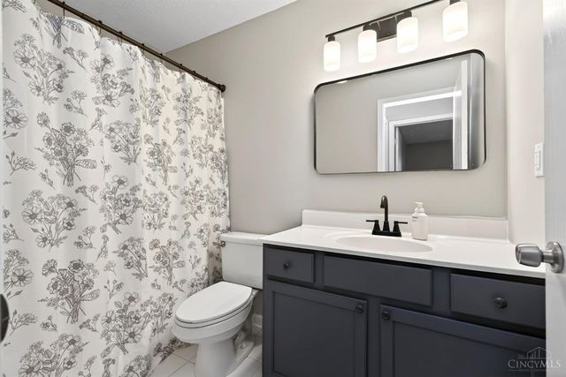 3151 Roesch Boulevard, Fairfield, OH 45014