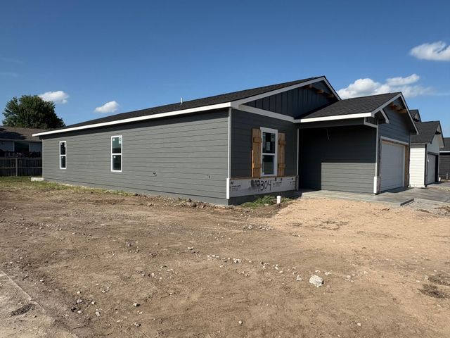 9217 E Creed St, Wichita, KS 67210